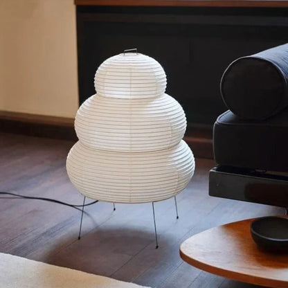 Hikari Washi Stehleuchte - Japanische Reispapier-Stehleuchte mit kugelförmigem Design und weichem, warmem Licht