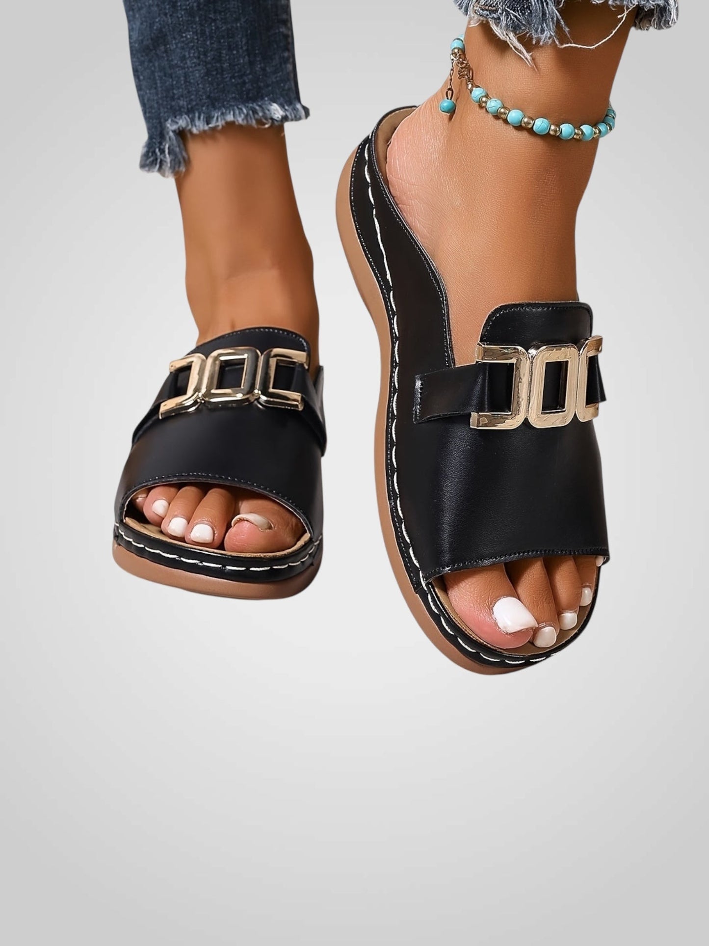 Έστερ | Σανδάλια με Λουράκι και Αγκράφα