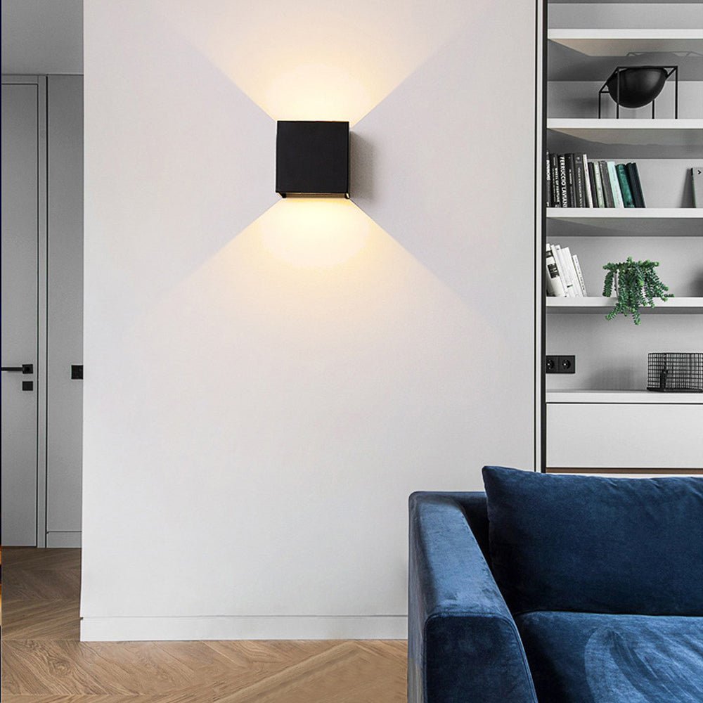 Celestis™ kabellose quadratische Wandleuchte