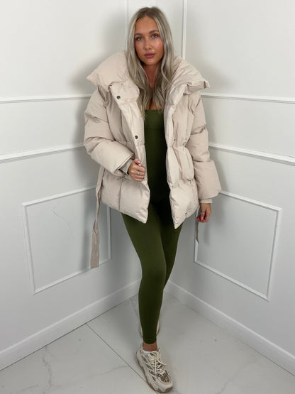 Elyara ⎹ Emma Puffer