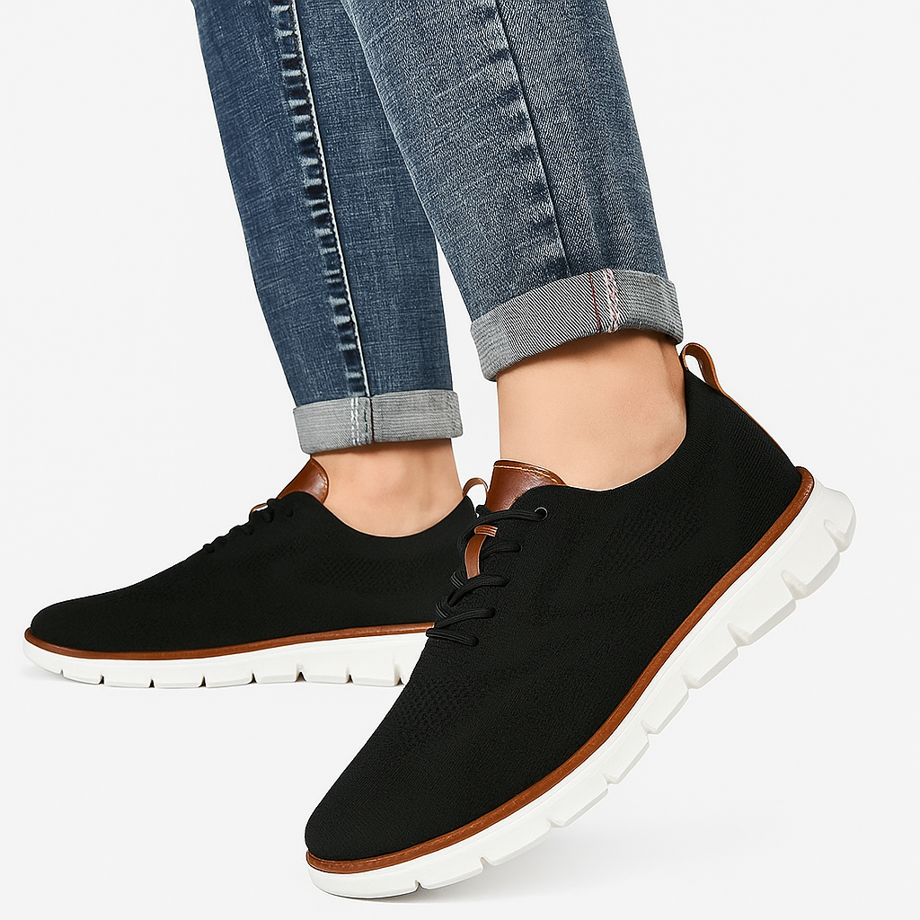 Shoe with model black