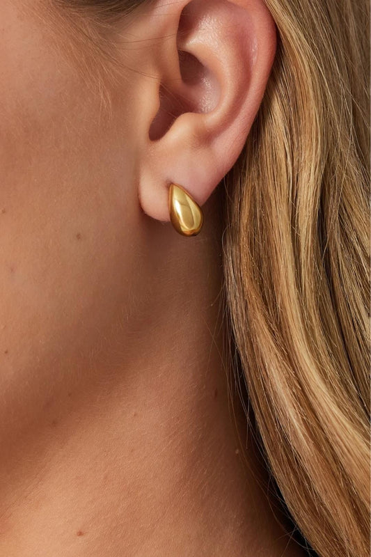 Joy – Minimalist Gold Teardrop Stud Earrings
