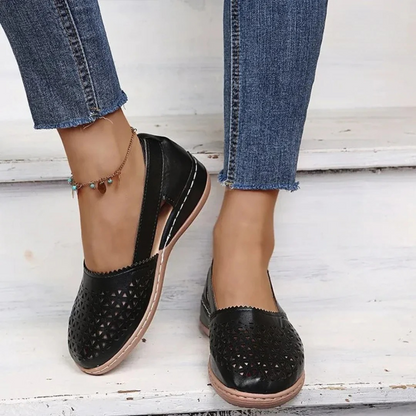 women walking shoes in breathable material for casual outings 7