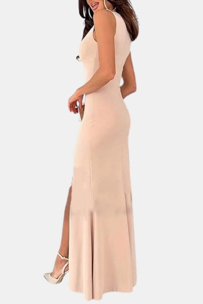 Keira – Sleek V-Neck Maxi Dress with Thigh-High Slit