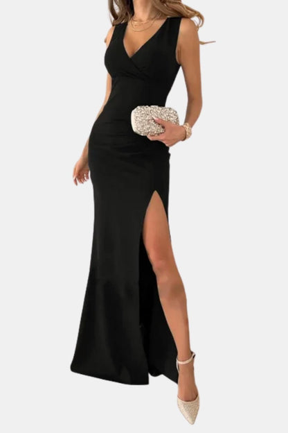 Keira – Sleek V-Neck Maxi Dress with Thigh-High Slit
