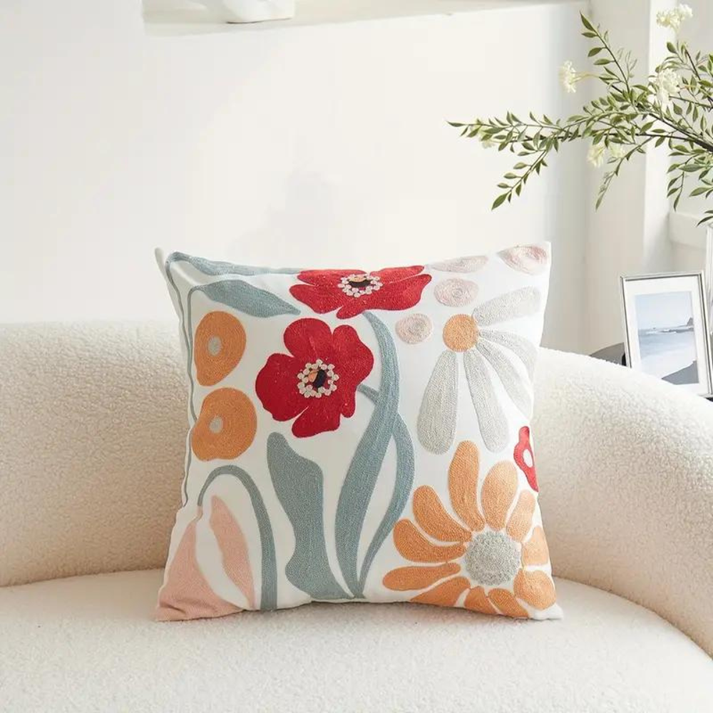 Kissenbezug mit Blumen- & Botanik-Stickerei | Weich und formstabil | Pflegeleicht | HomeBloom