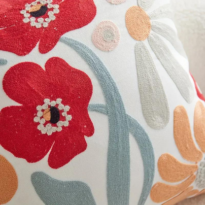 Kissenbezug mit Blumen- & Botanik-Stickerei | Weich und formstabil | Pflegeleicht | HomeBloom