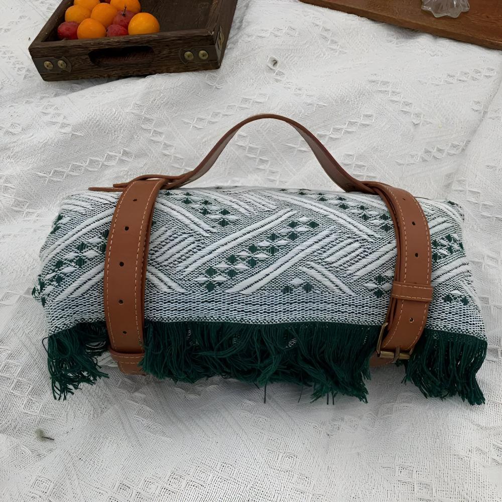 Large Waterproof Picnic Blanket – Durable Outdoor Mat with Elegant Diamond Weave Design, Lightweight and Portable, 71x71 4