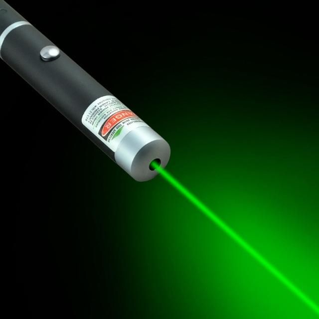 Laserpointer | Bis 1000 m Reichweite | High-Power Multi-Color Laser | Pointrix