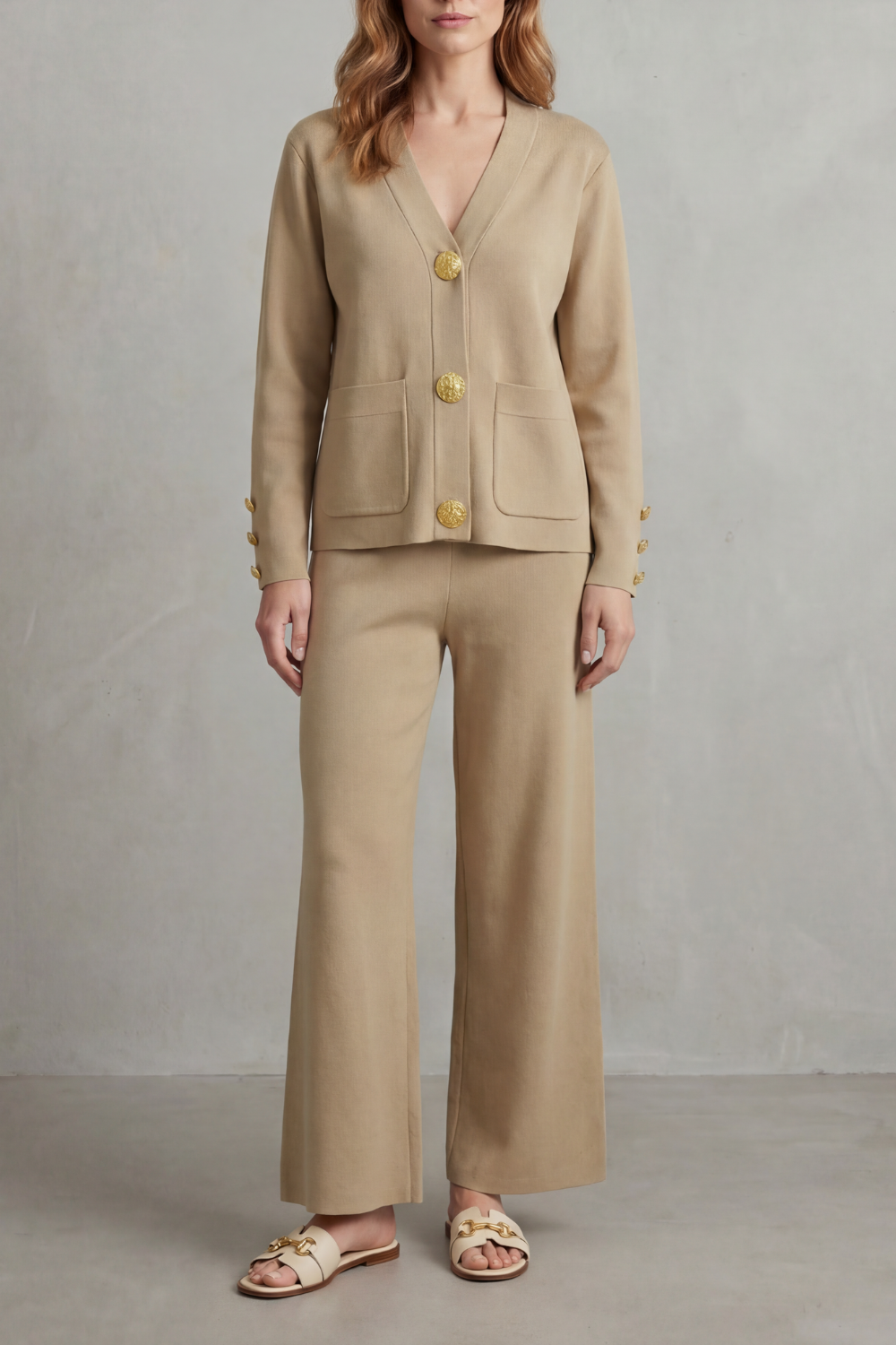 Gold button detail – Buttoned lounge set