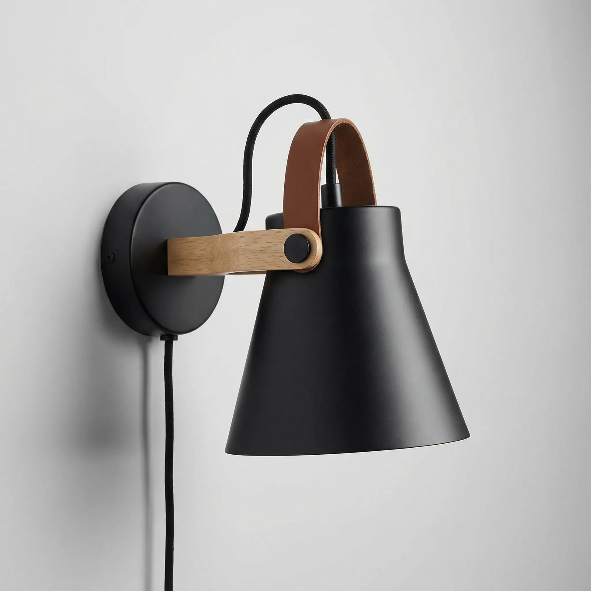 Lumbrex - Scandinavian-Style Wall-Mounted Light Fitting