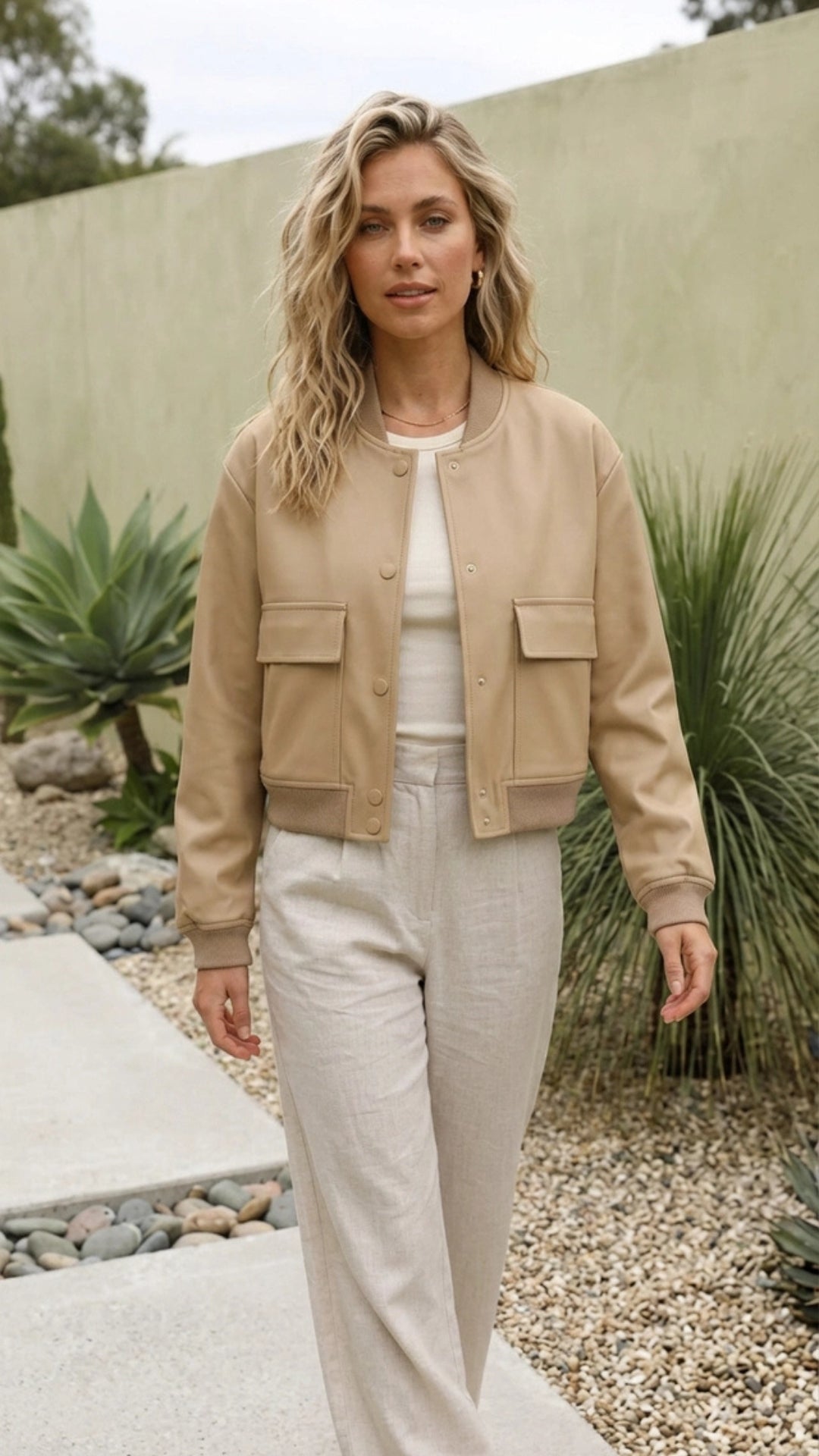 Women’s Lightweight Cropped Bomber Jacket