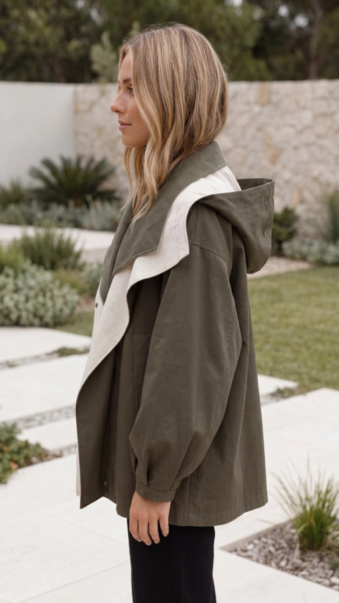 Women's Hooded Windbreaker Jacket