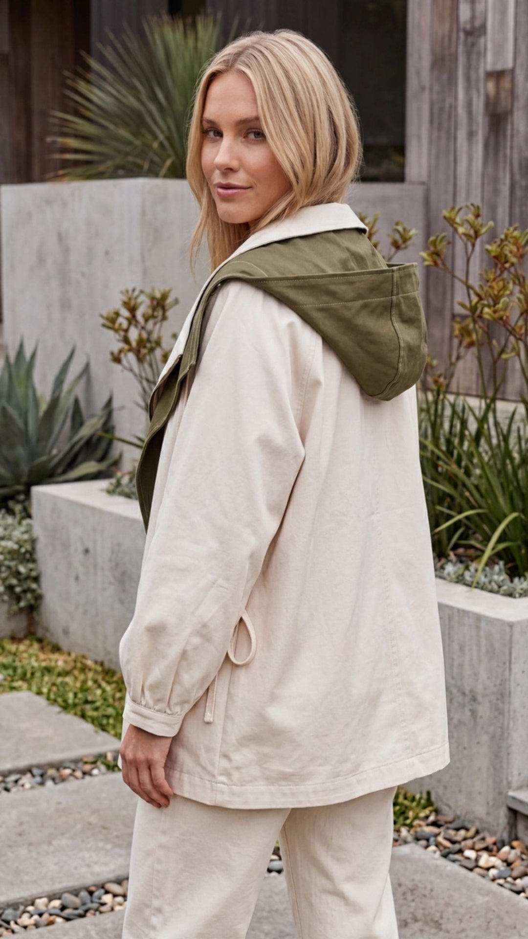 Women's Hooded Windbreaker Jacket