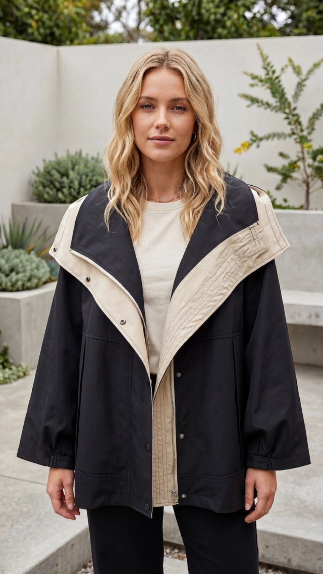 Women's Hooded Windbreaker Jacket