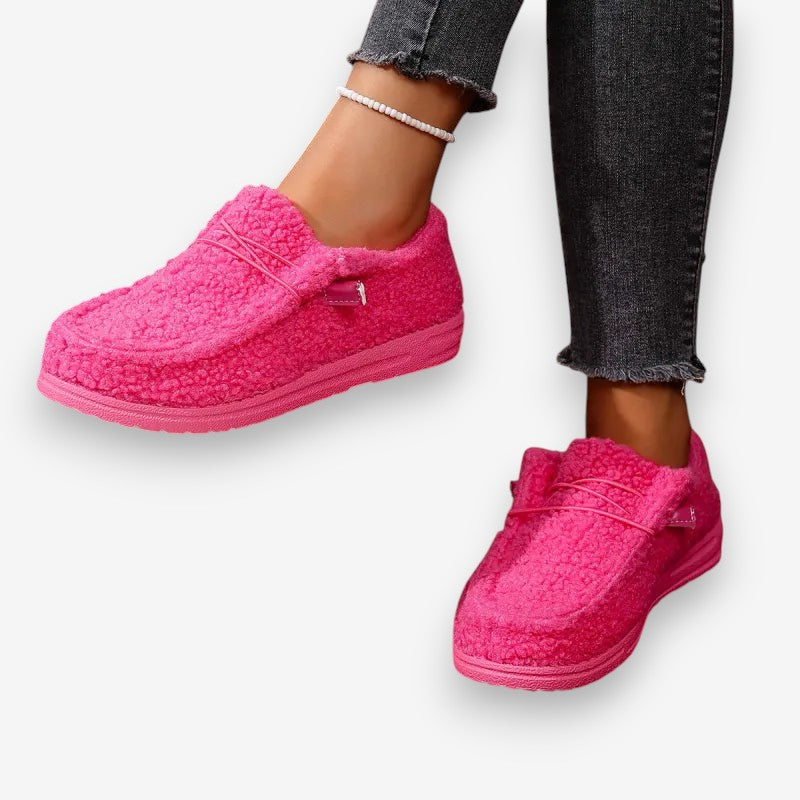 Mia – Women's Round Toe Flats with Slip-On Design