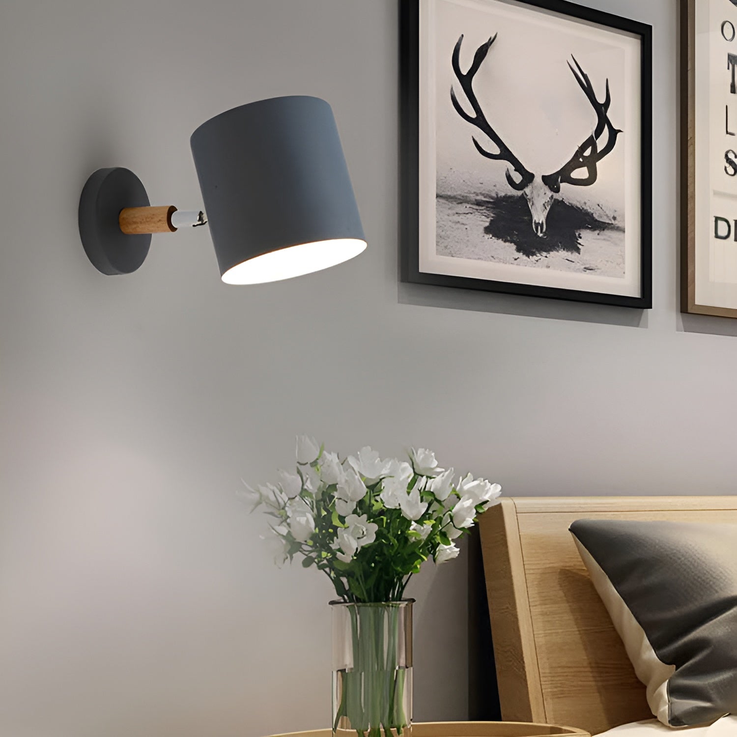 Luxora Adjustable Wall Lamp with Scandinavian Design and Pastel Shades