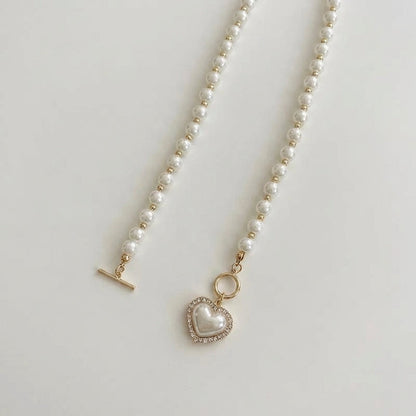 Amora™ — Collana Elegante con Perle e Cuore in Oro 18K