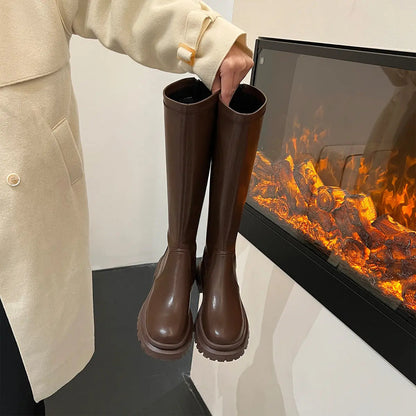 Amaia | Classic Boots with Refined Detail