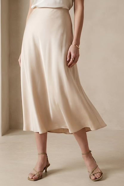 Avery | Refined Skirt with Signature Detail