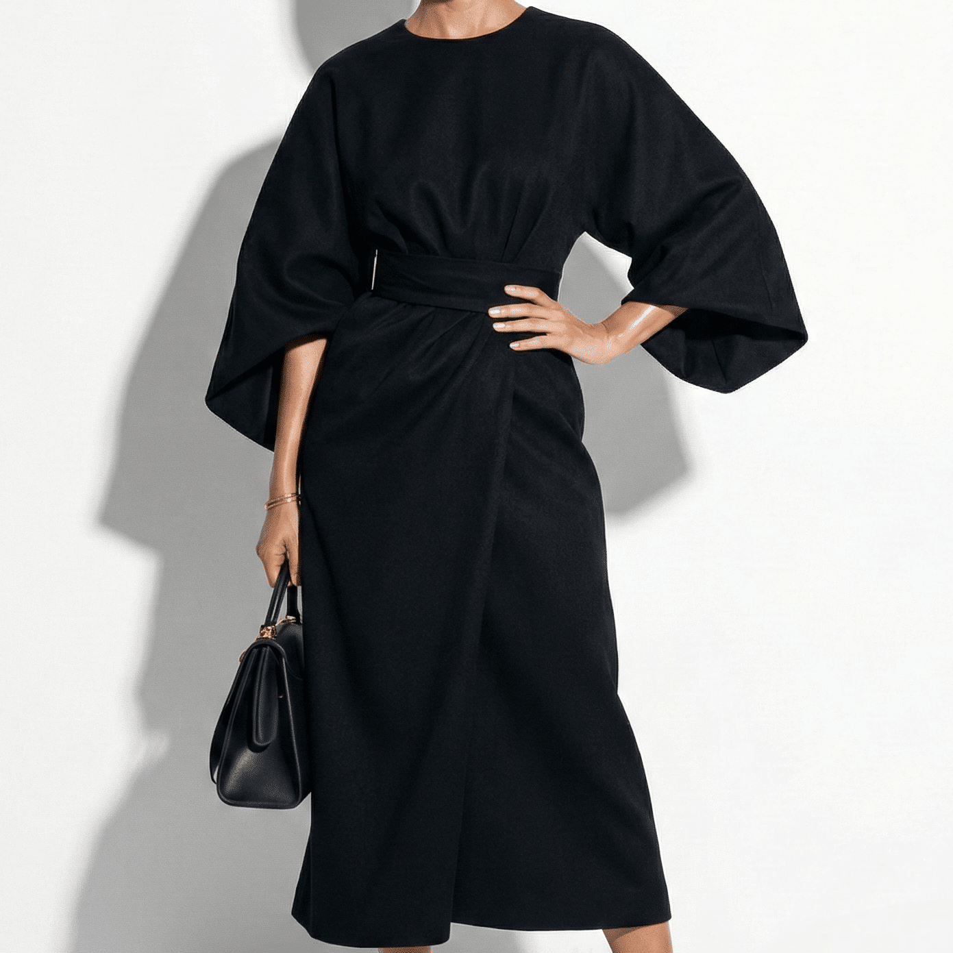 Dawn | Elegant Dress with Refined Detail