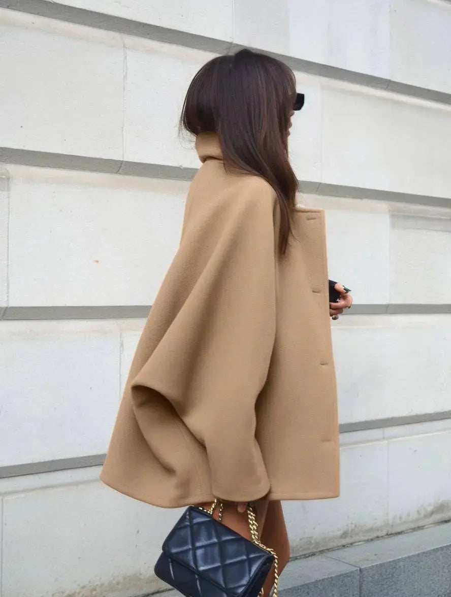 Farah | Jacket with Lapel Detail