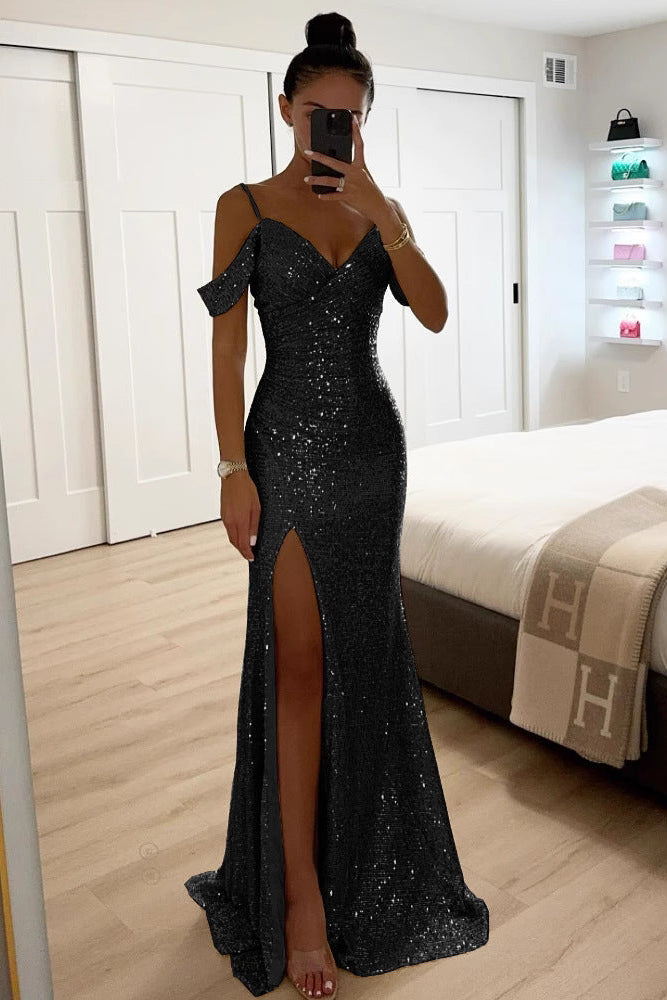 Joy | Elegant Dress with Refined Detail