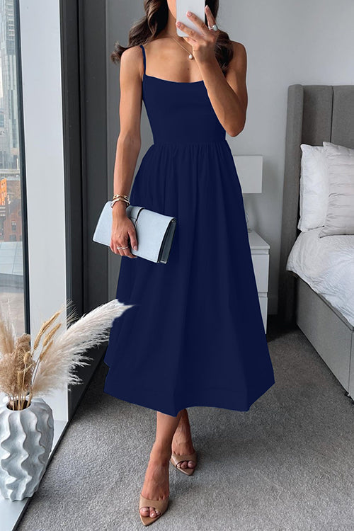 Lea | Elegant Dress with Refined Detail