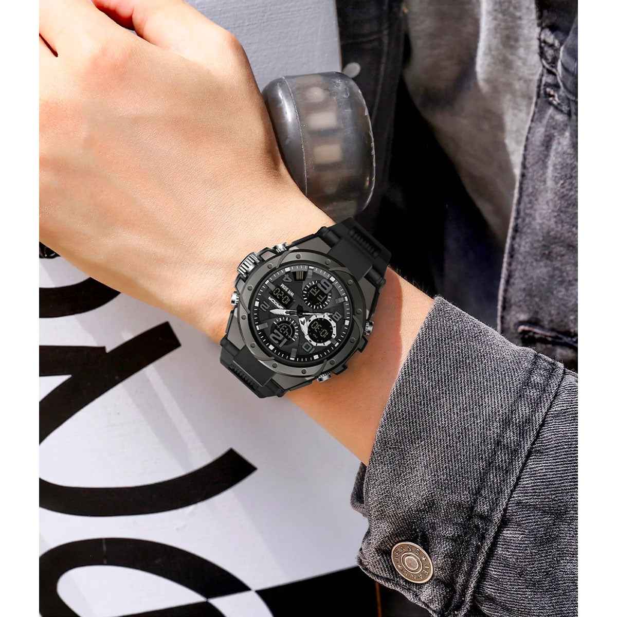 TitanGuard | Montre militaire ultime pour homme avec des fonctionnalités polyvalentes