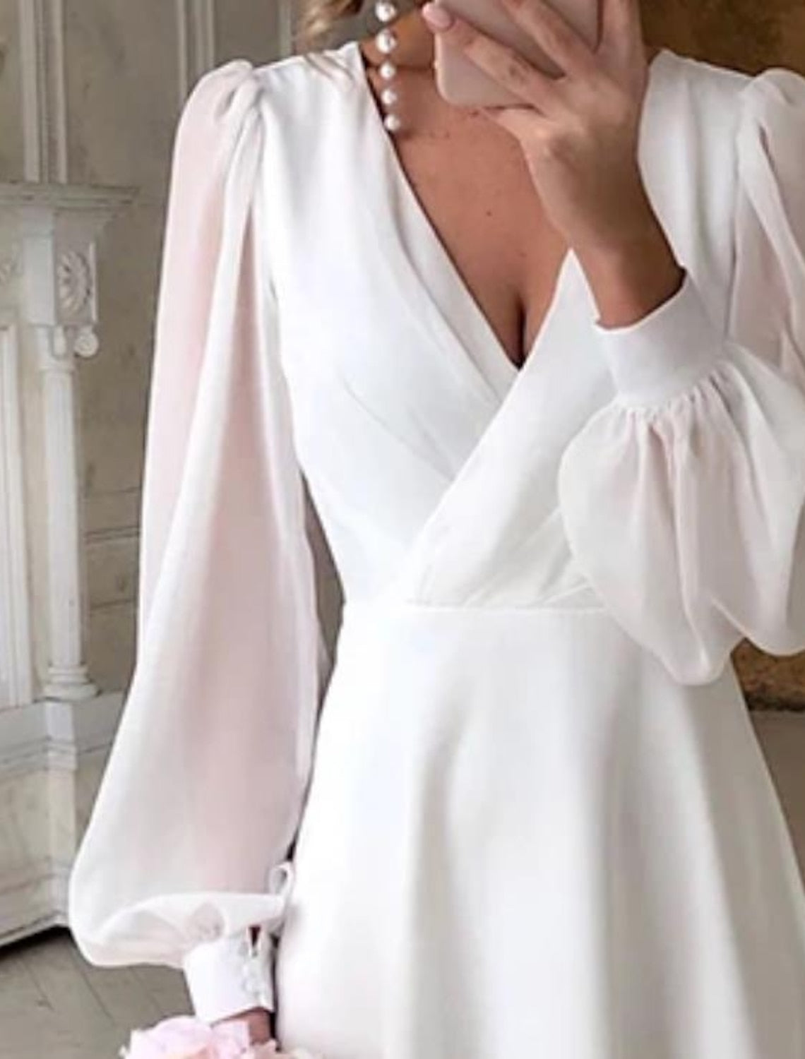 Klassisches langärmliges fließendes Hochzeitskleid für Frauen