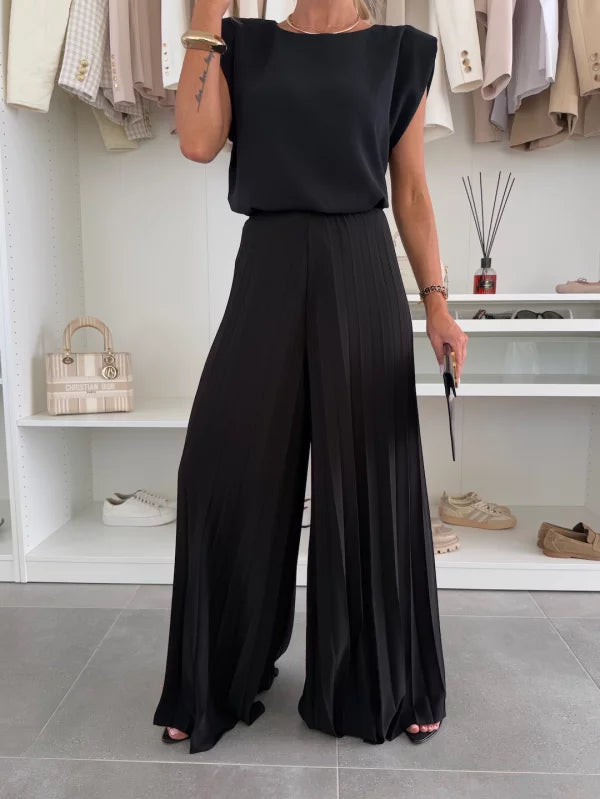 Daisy | Chic Women set z pleated pants i top