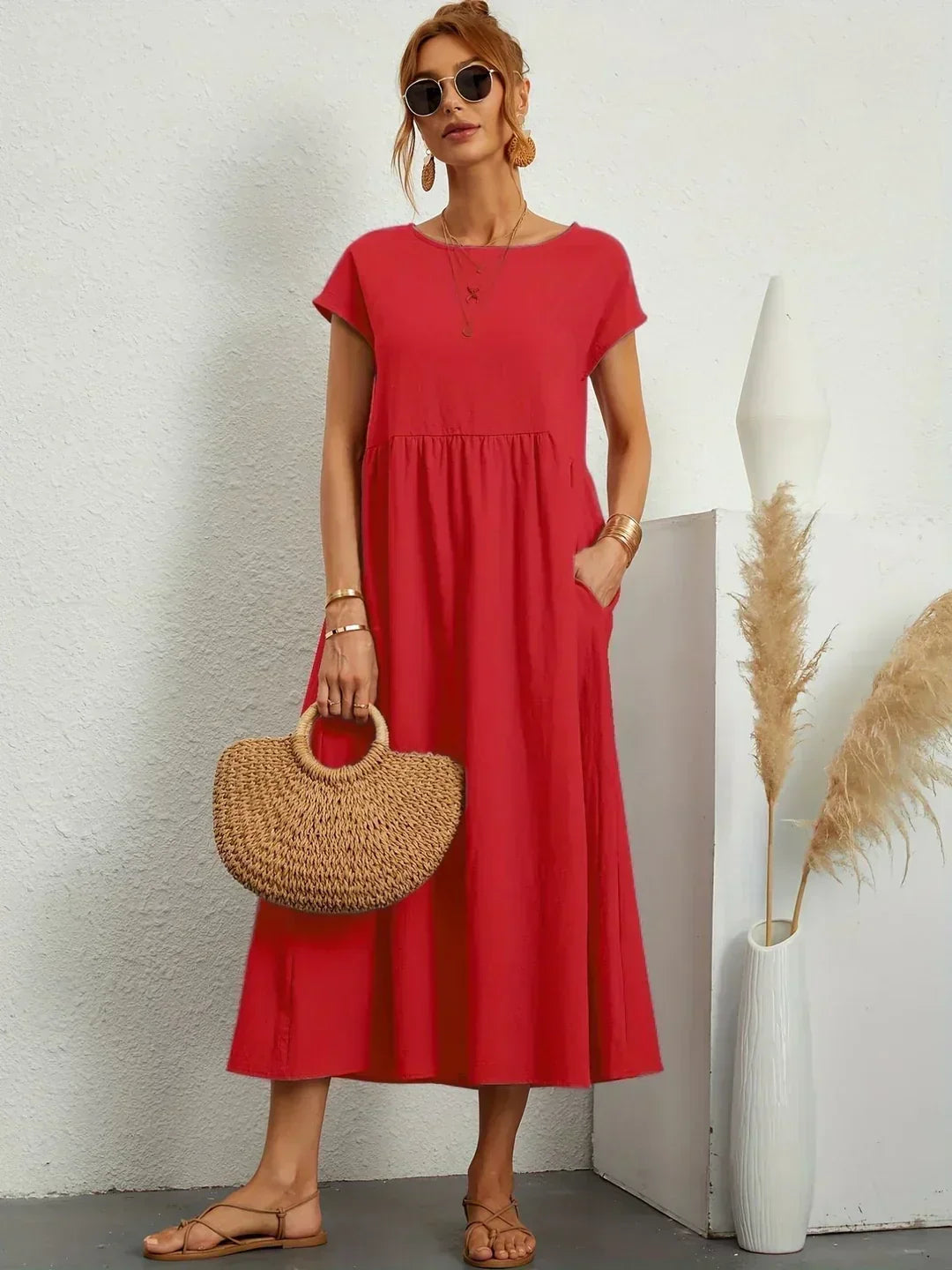 Gabrielle | Fließendes Midikleid von zeitloser Eleganz