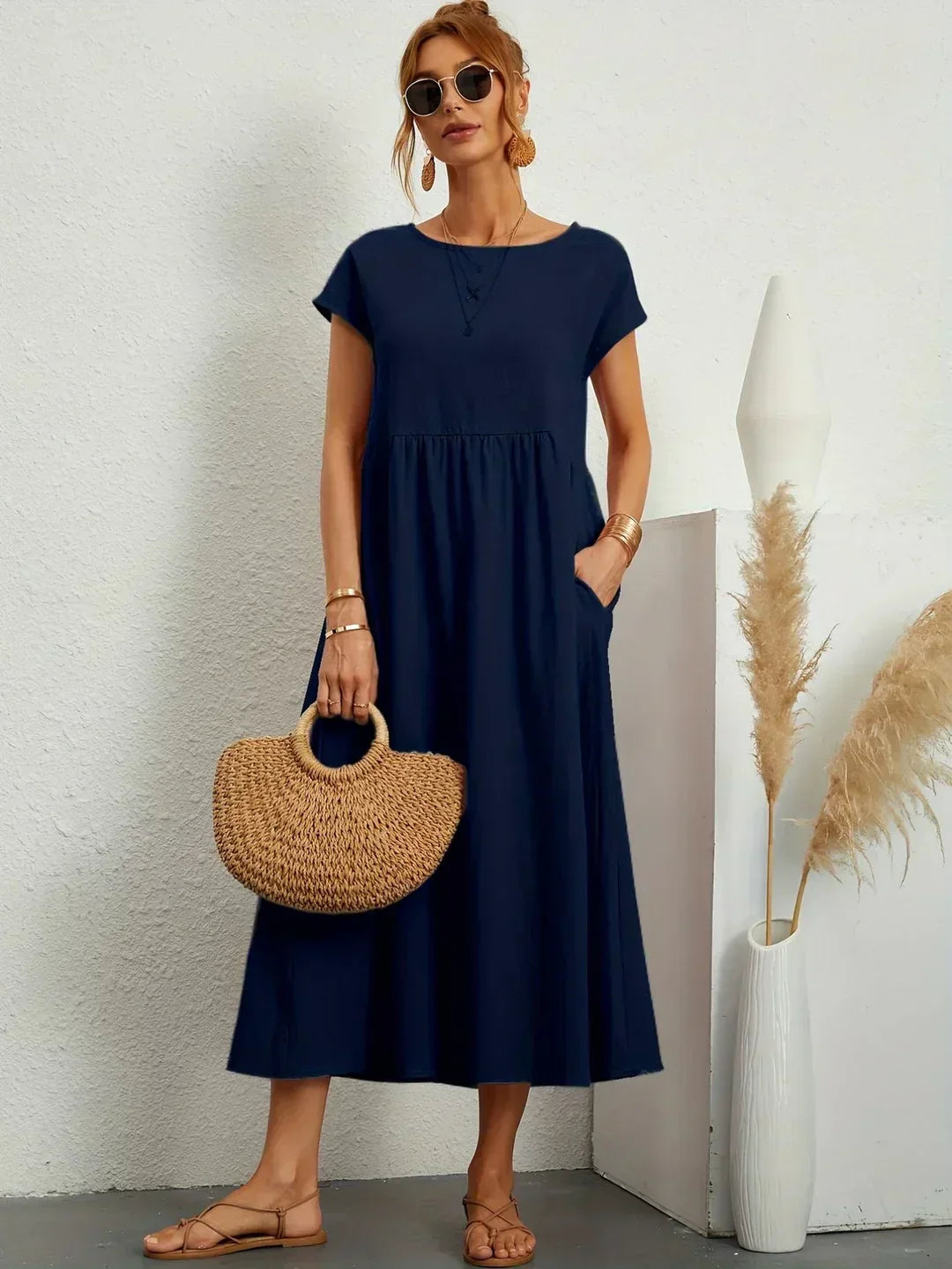 Keiraen - Elegantes Soft-Touch-Kleid