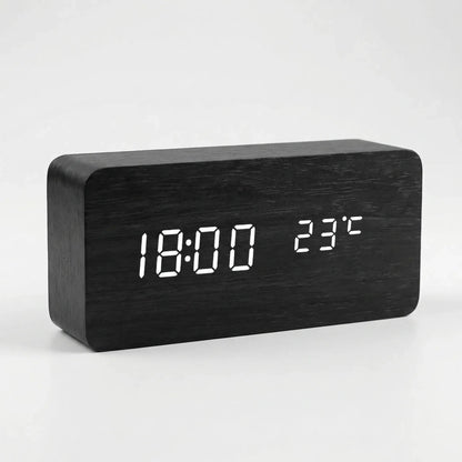Navando | Digitale Wekker Met Houtlook Behuizing