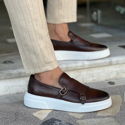 Sneakers dla mężczyzn z skóry bez sznurowadeł z detalami klamer – Dante