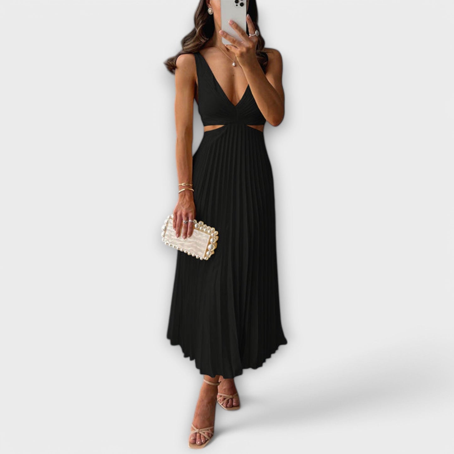 Nora | Women's Day Dress With Pleated Skirt And Sleeveless V-Neck Design | Casual