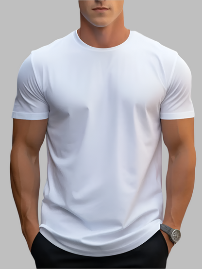 Men's short-sleeve t-shirt in white, featuring a classic crew neckline and a relaxed fit. 0