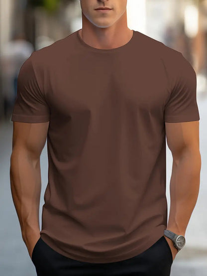Men's short-sleeve t-shirt in white, featuring a classic crew neckline and a relaxed fit. 18