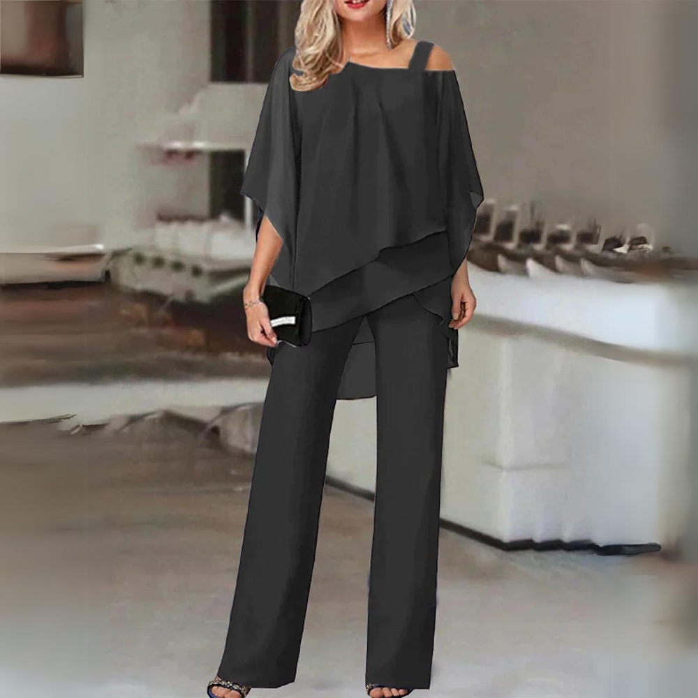 other : Betty | Ensemble Tailleur Femme Élégant en 2 Pièces in Noir van Seroa