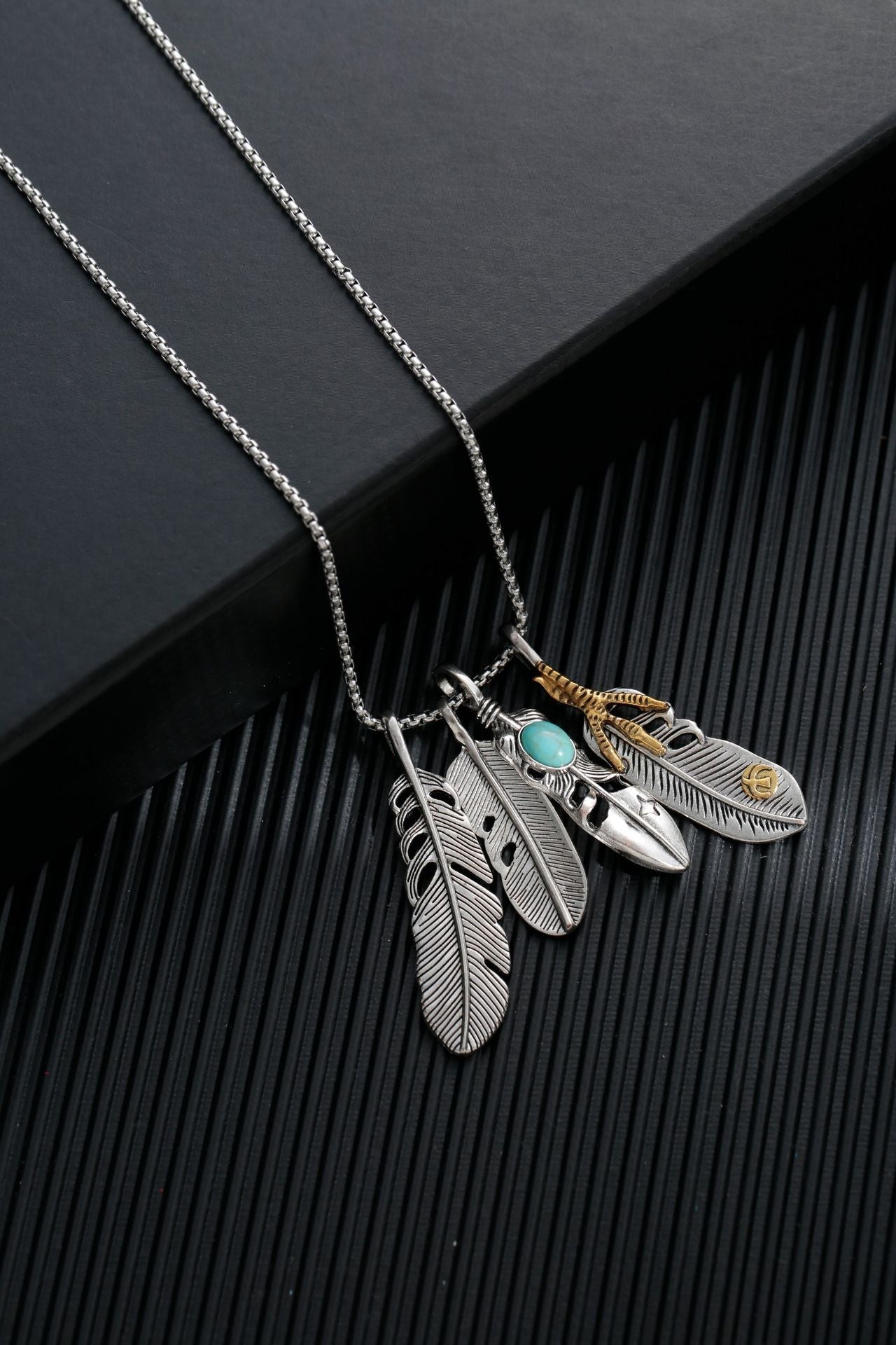 Men's Simple Sweater Chain Couple Accessories Niche Female Titanium Necklaces