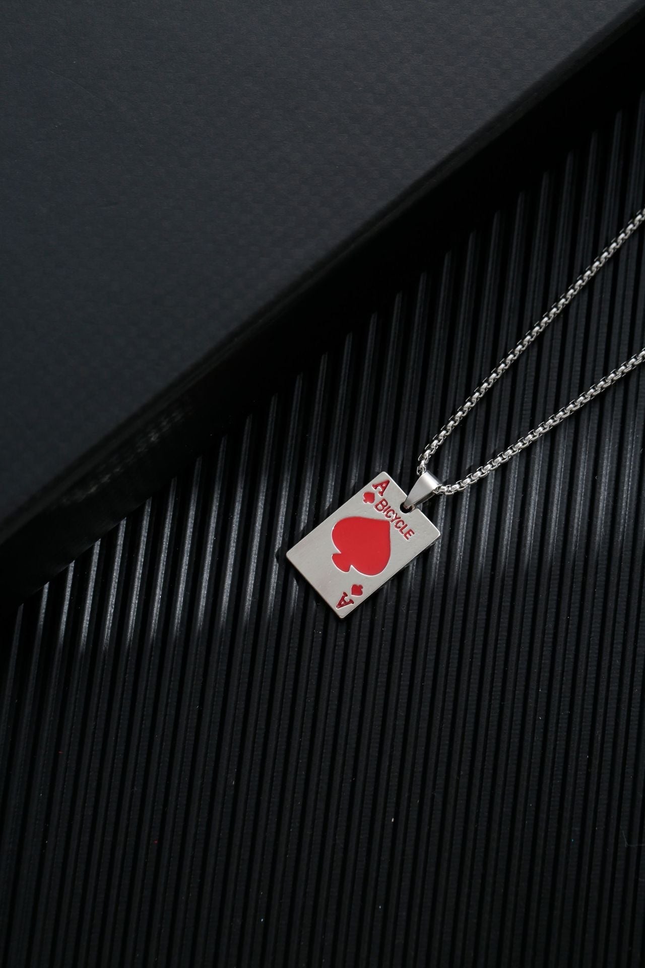 Men's Simple Sweater Chain Couple Accessories Niche Female Titanium Necklaces