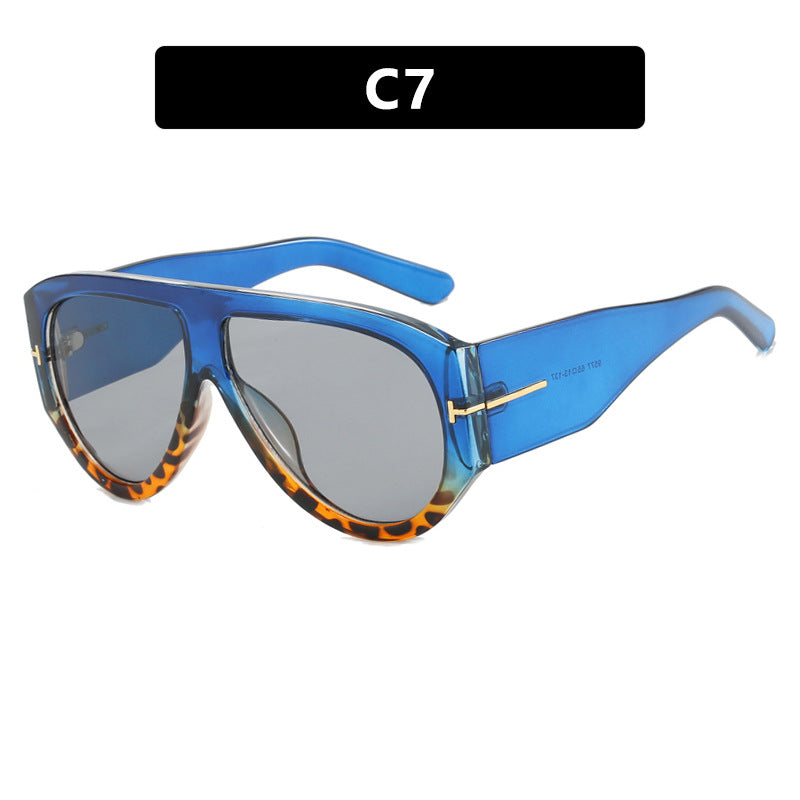 Stylische Pilotenbrille mit Farbverlauf
