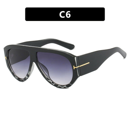 Stylische Pilotenbrille mit Farbverlauf