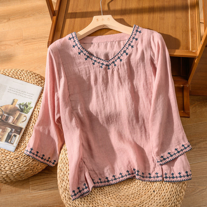 Pattern V-Neck Blouse