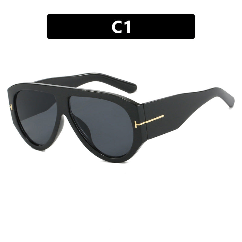 Stylische Pilotenbrille mit Farbverlauf