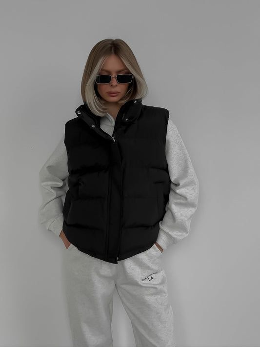 Ärmellose Daunenjacke mit Kapuze