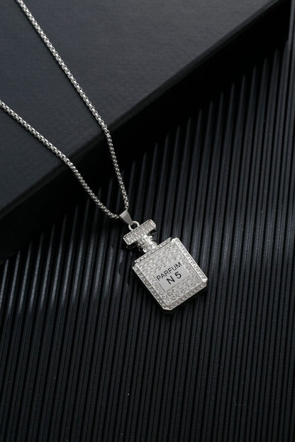 Men's Simple Sweater Chain Couple Accessories Niche Female Titanium Necklaces