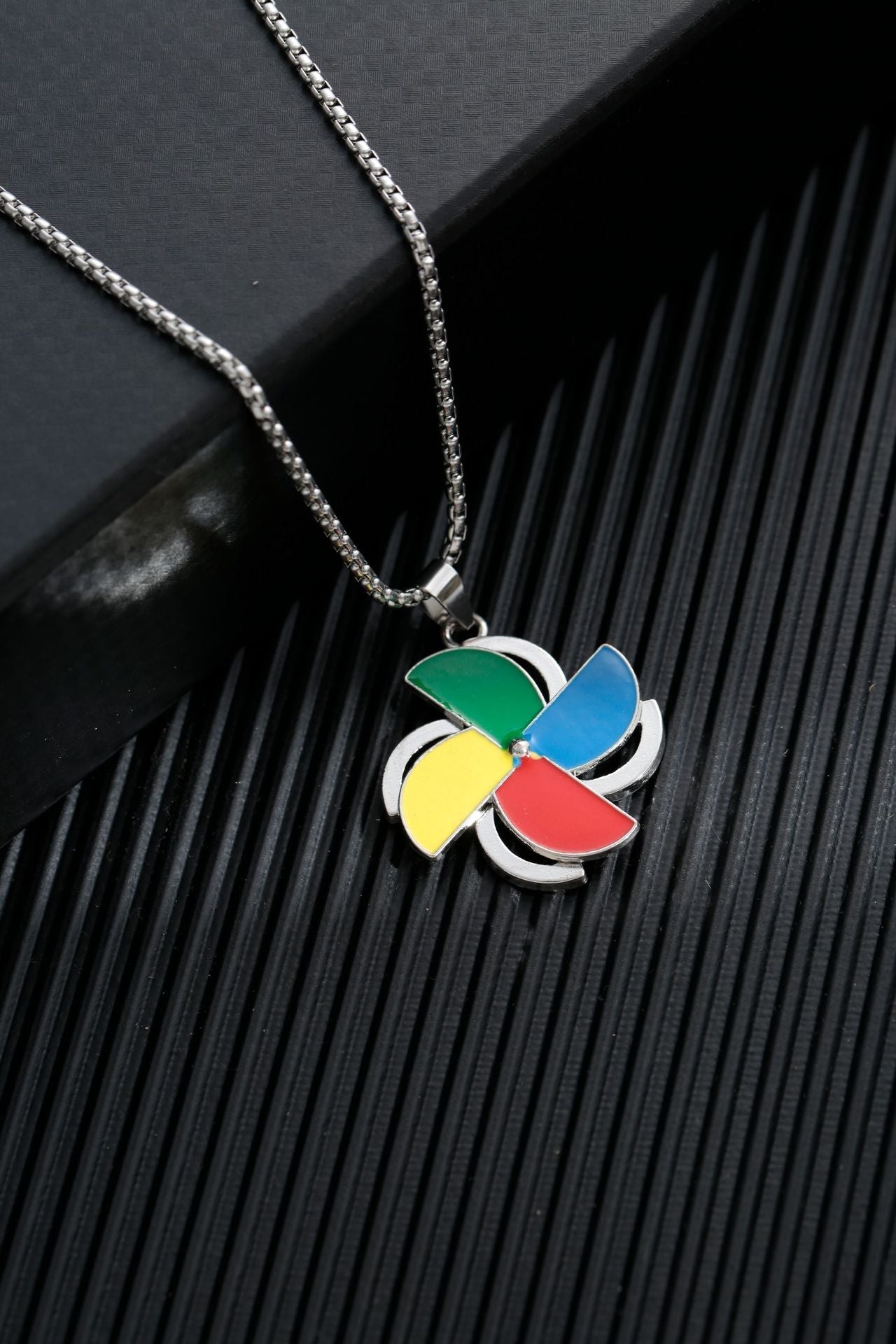 Men's Simple Sweater Chain Couple Accessories Niche Female Titanium Necklaces