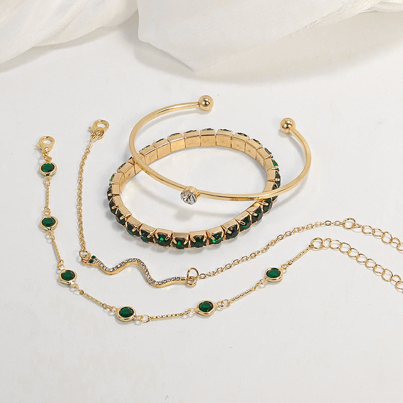 Divifa Sorina Feldwyn Jewelry Set in Gold-Plated stainless steel