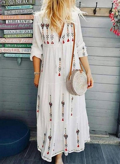 Elegant Boho-Kjole med Unikke Broderede Detaljer